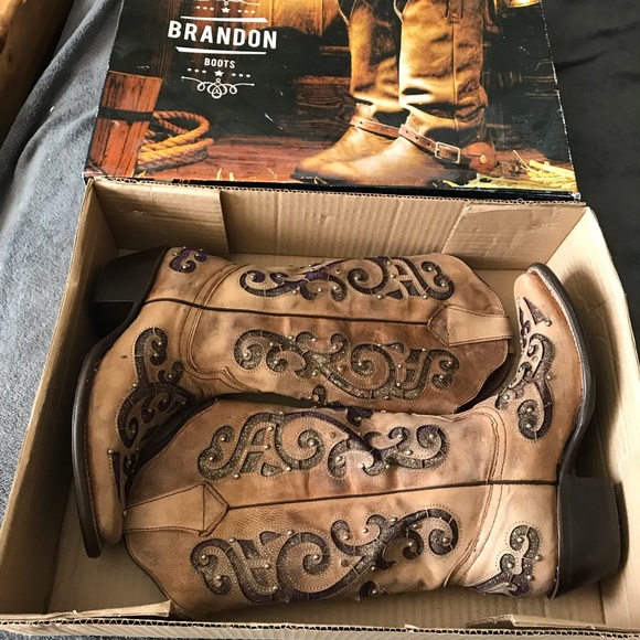 Women’s boots - Picture 2 of 4